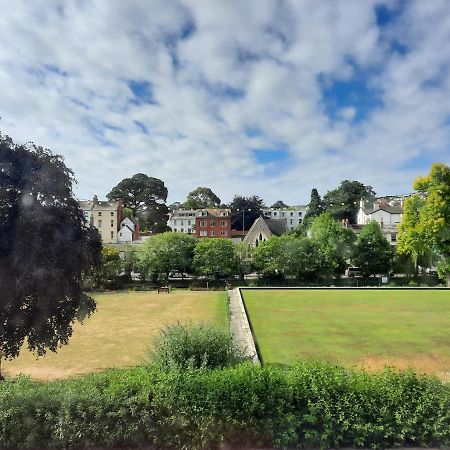 Апартаменти Dawlish Lawn View Екстер'єр фото